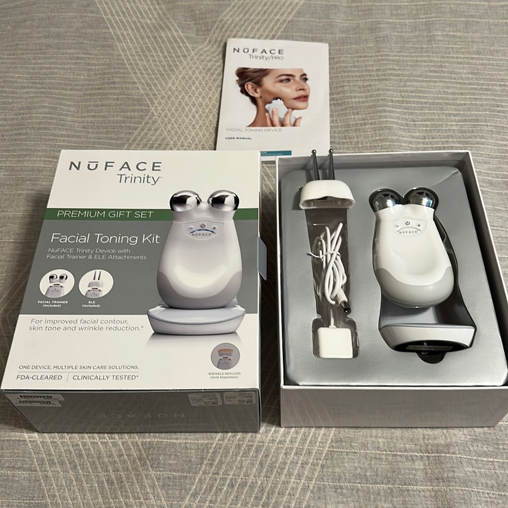 NuFACE Trinity/Pro Facial Toning Device Premium Gift Set
